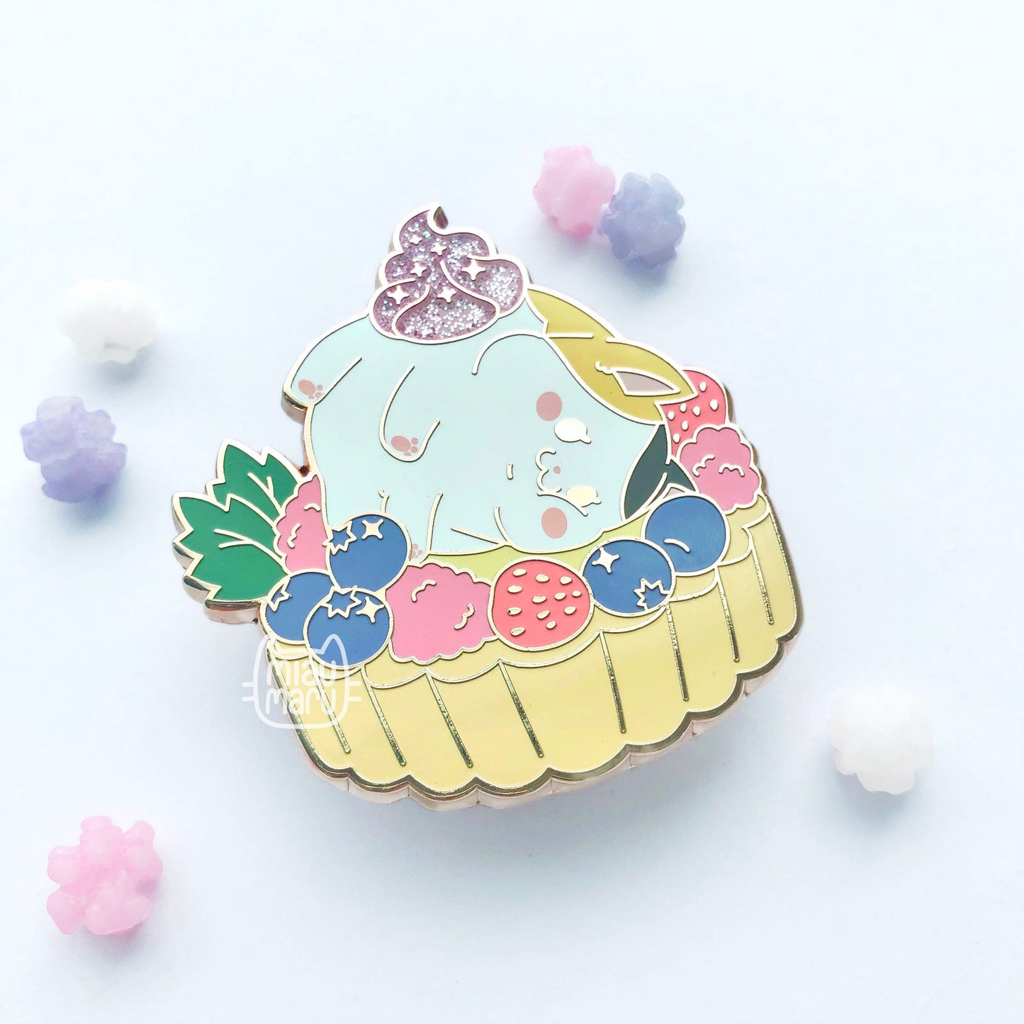FFXIV Fat Cat Pin (Minion Sweets Series) - Fat Cat Mixed Berry Tart Enamel Pin | jumbo size 2 inch | Rose gold metal